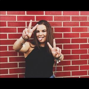 Meet your Posher, Abby